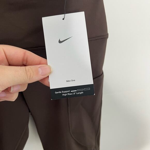 Nike Womens Nike One Shorts Size XS - Picture 4 of 6